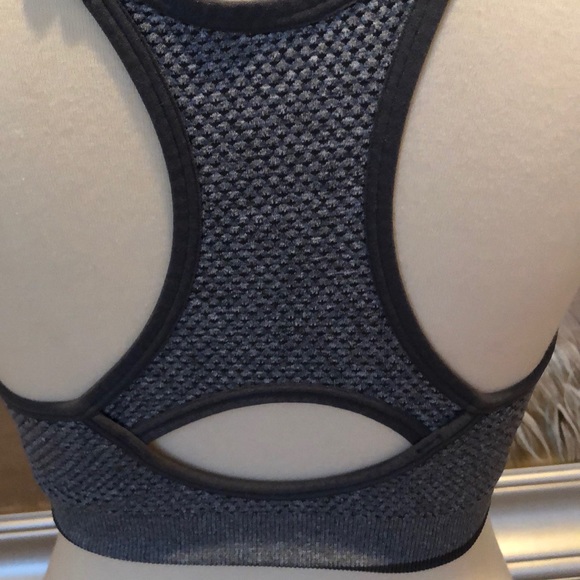 Motion Control Sports Athletic Adjustable Grey Bra - Picture 5 of 8